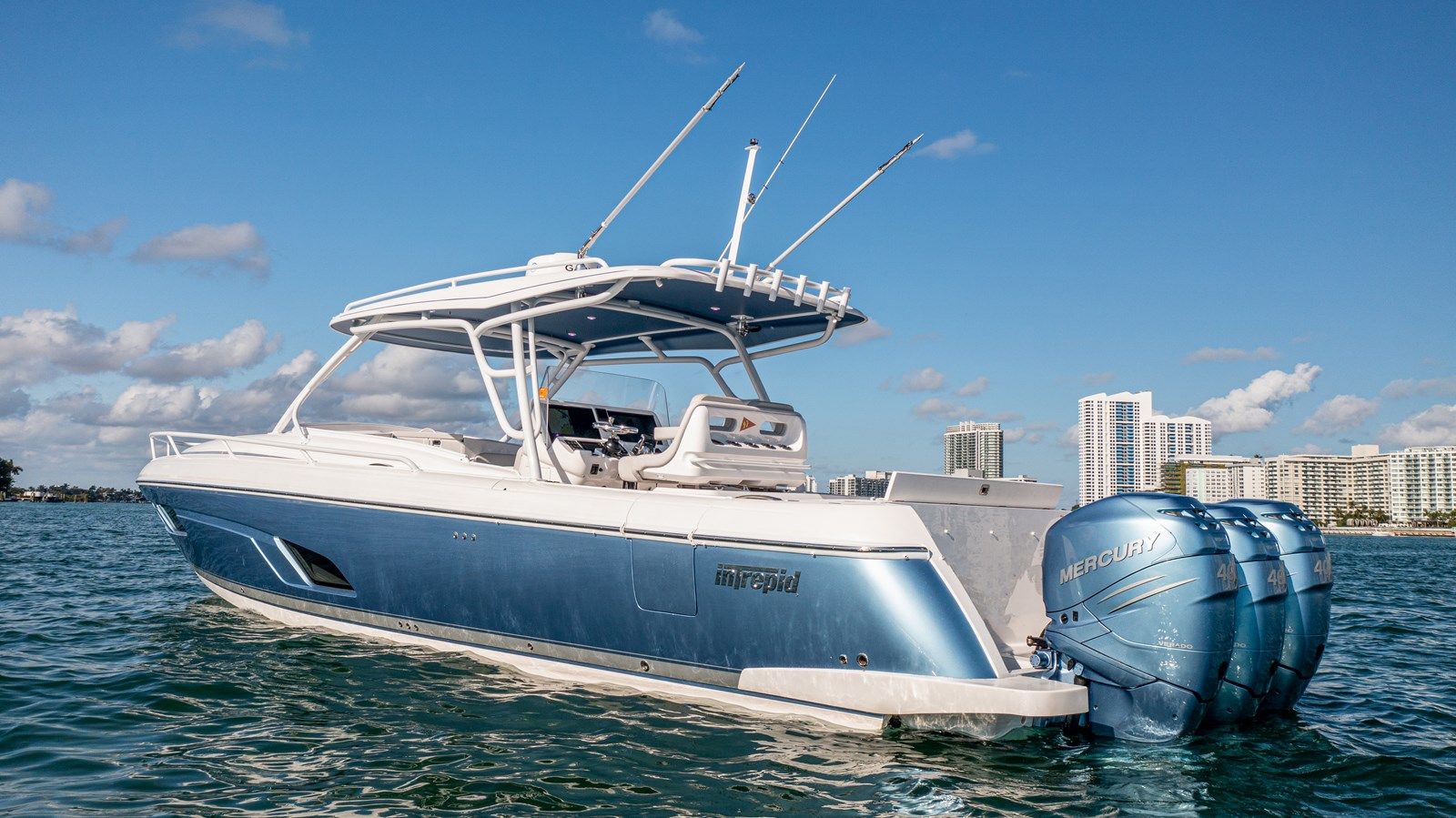 Продажа яхты Aftermarket - INTREPID POWERBOATS INC.