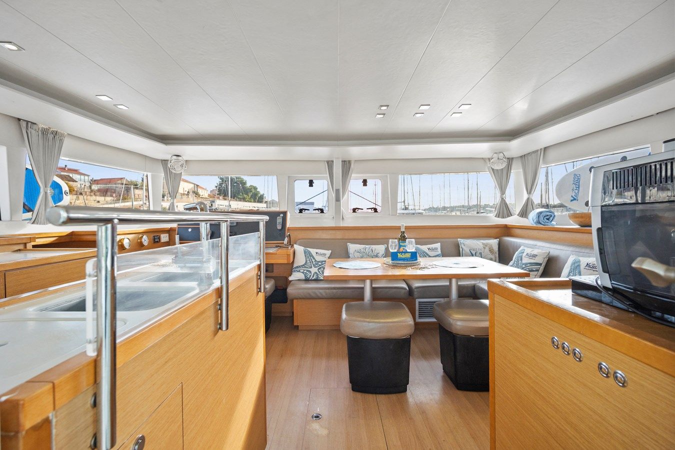 Majestic 450 yacht sale