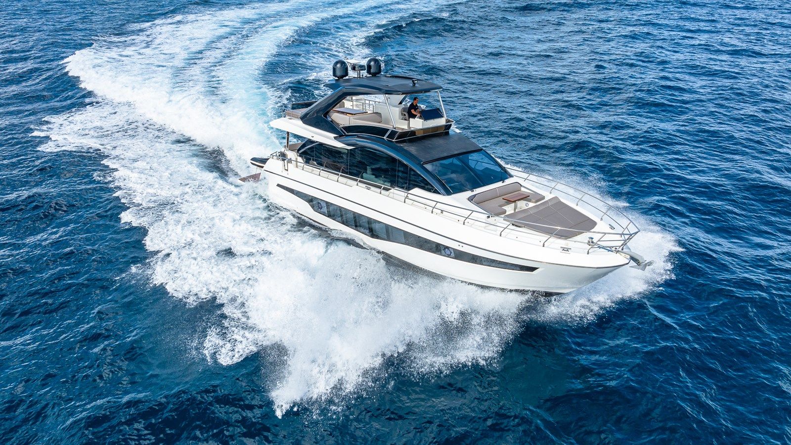 the best price on ISLA BONITA 66