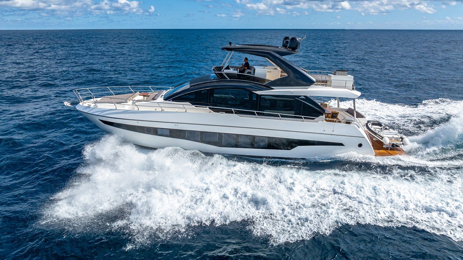 the best price on ISLA BONITA - Astondoa