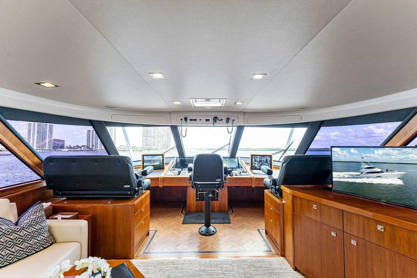 Продажа яхты Aussie Rules 2017