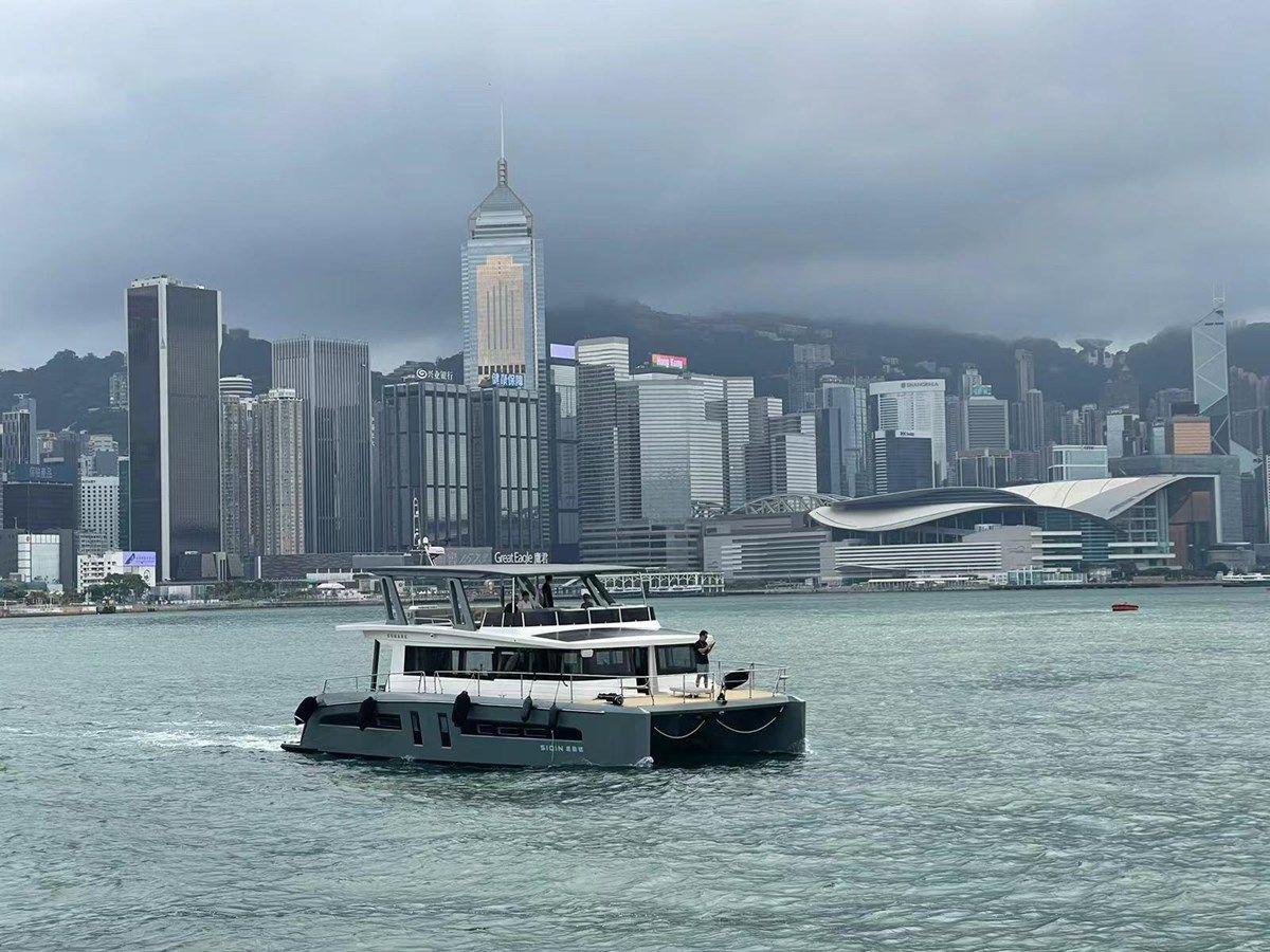 MAZARIN 55 Hybrid Electric