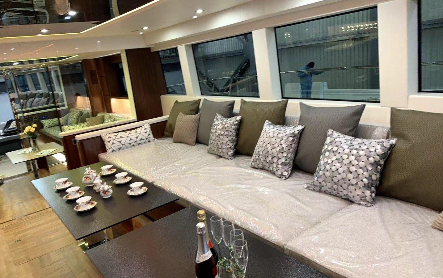 the best price on MAZARIN 55 Hybrid Electric 54