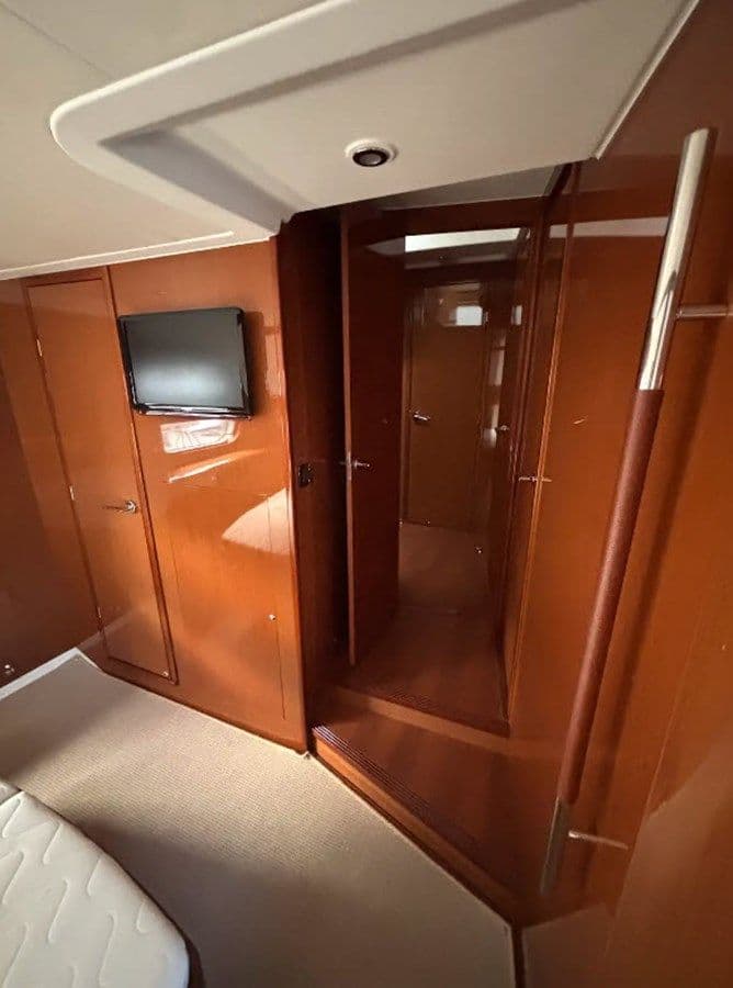 best yacht sales deals BENETEAU TSWIFT TRAWLER 52 - Beneteau