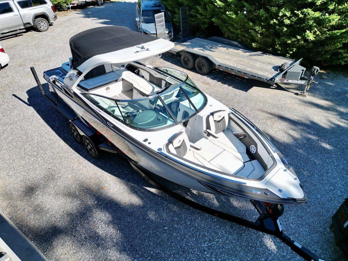 best yacht sales deals 2019 Monterey 278 SS KNX