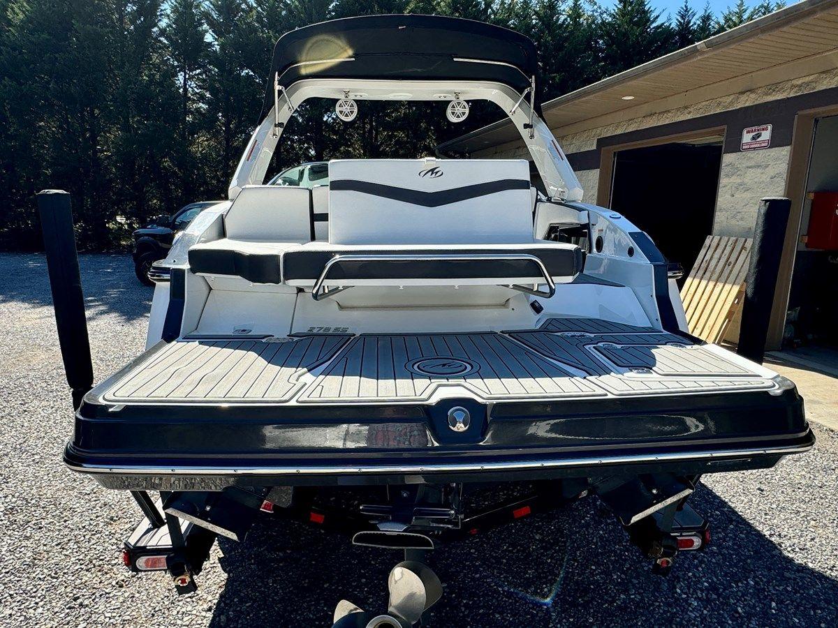 best yacht sales deals 2019 Monterey 278 SS KNX 278 SS