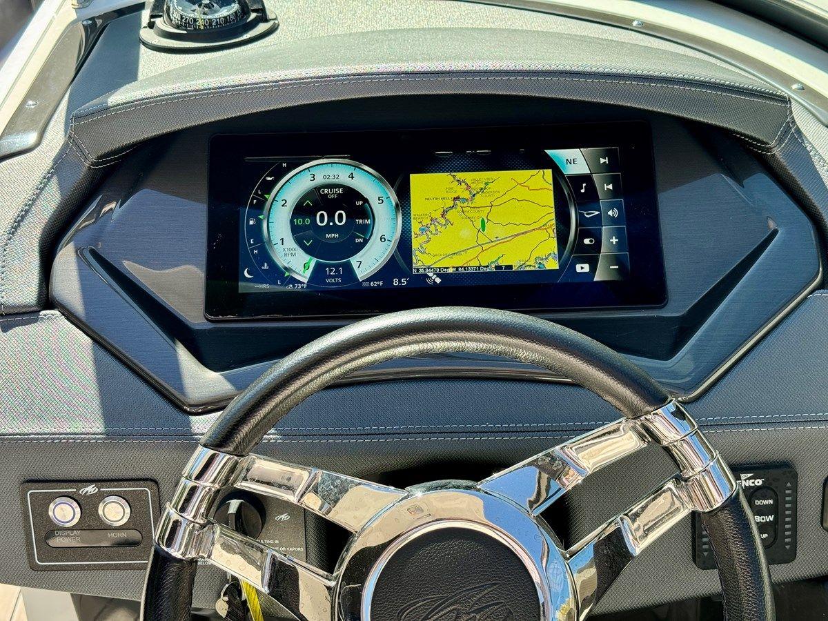 best yacht sales deals 2019 Monterey 278 SS KNX 2019