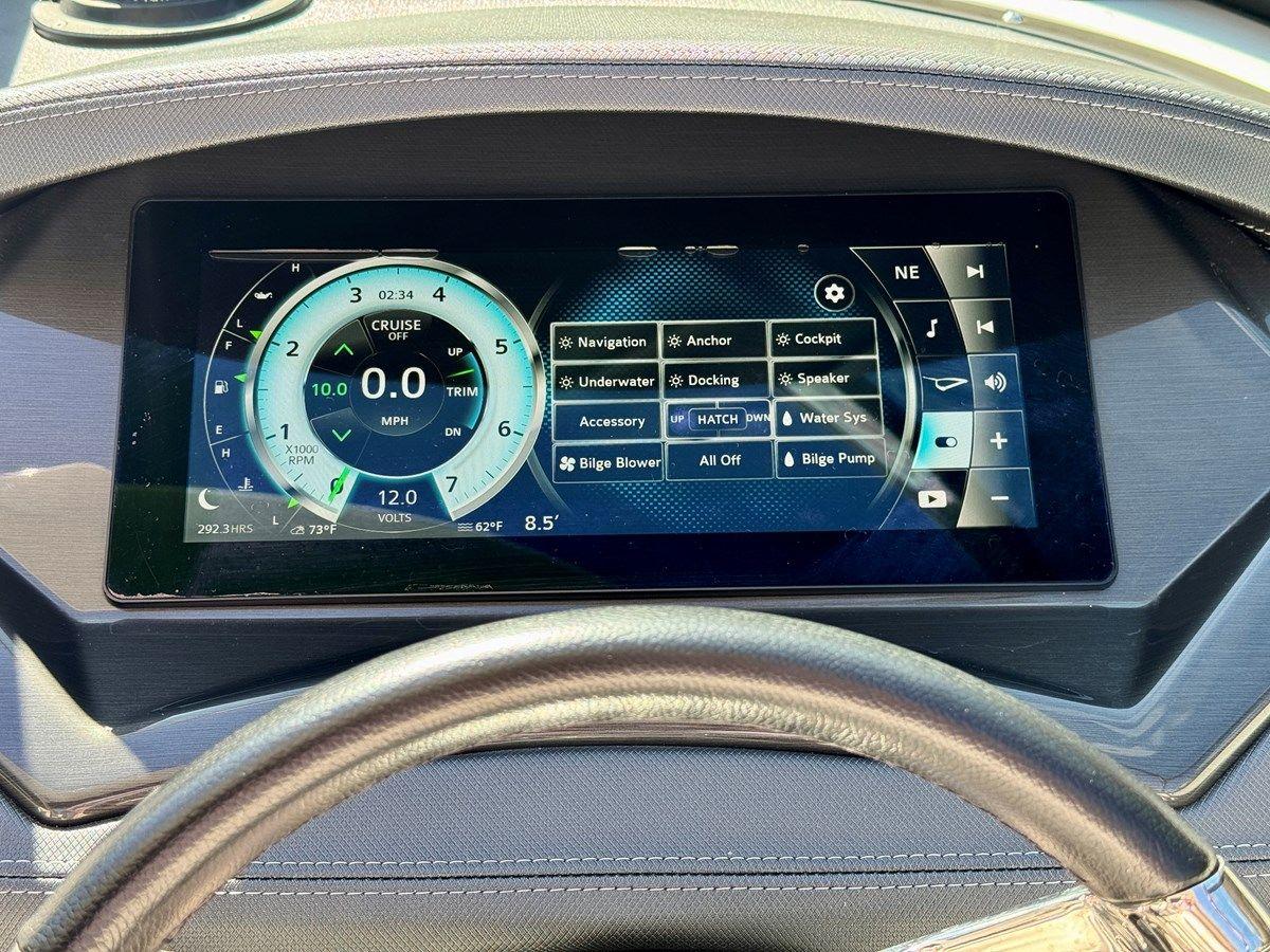 Buy a yacht 2019 Monterey 278 SS KNX 26