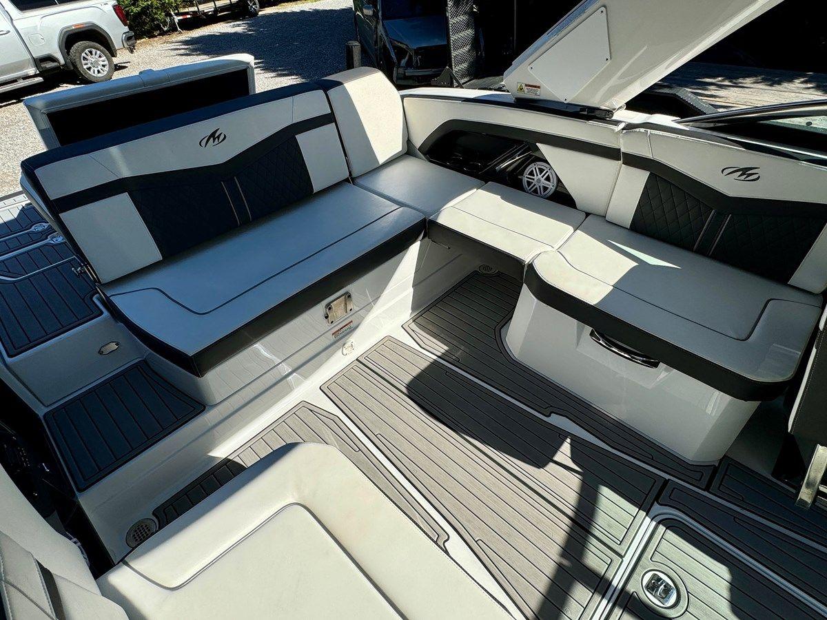 2019 Monterey 278 SS KNX 26