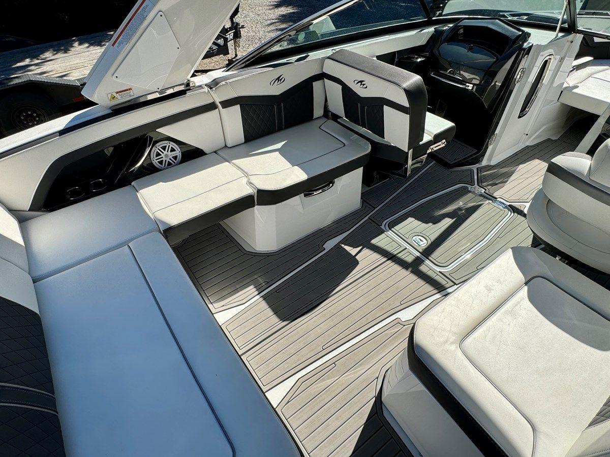 2019 Monterey 278 SS KNX - MONTEREY