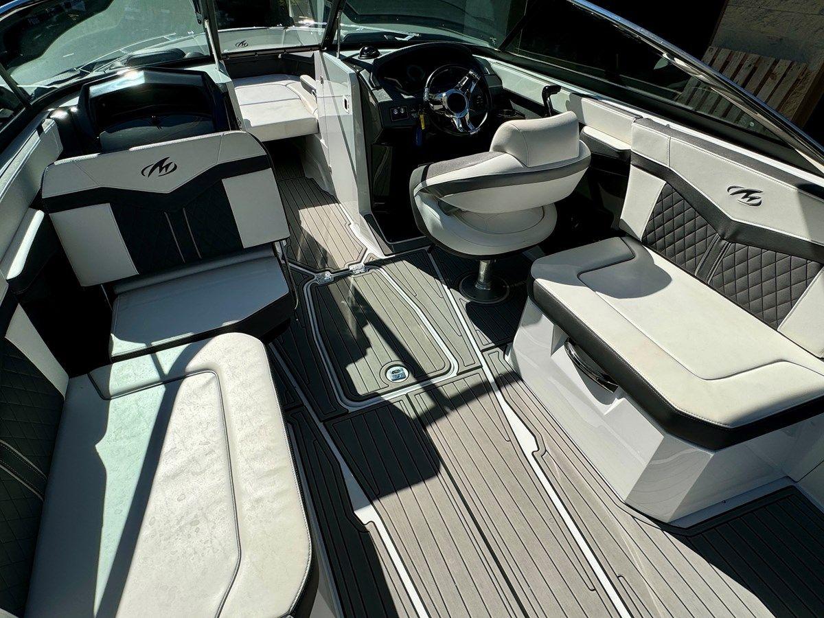2019 Monterey 278 SS KNX 278 SS yacht sale