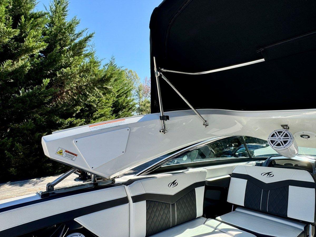 2019 Monterey 278 SS KNX 26