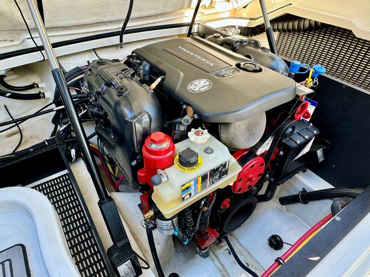 the best price on 2019 Monterey 278 SS KNX - MONTEREY