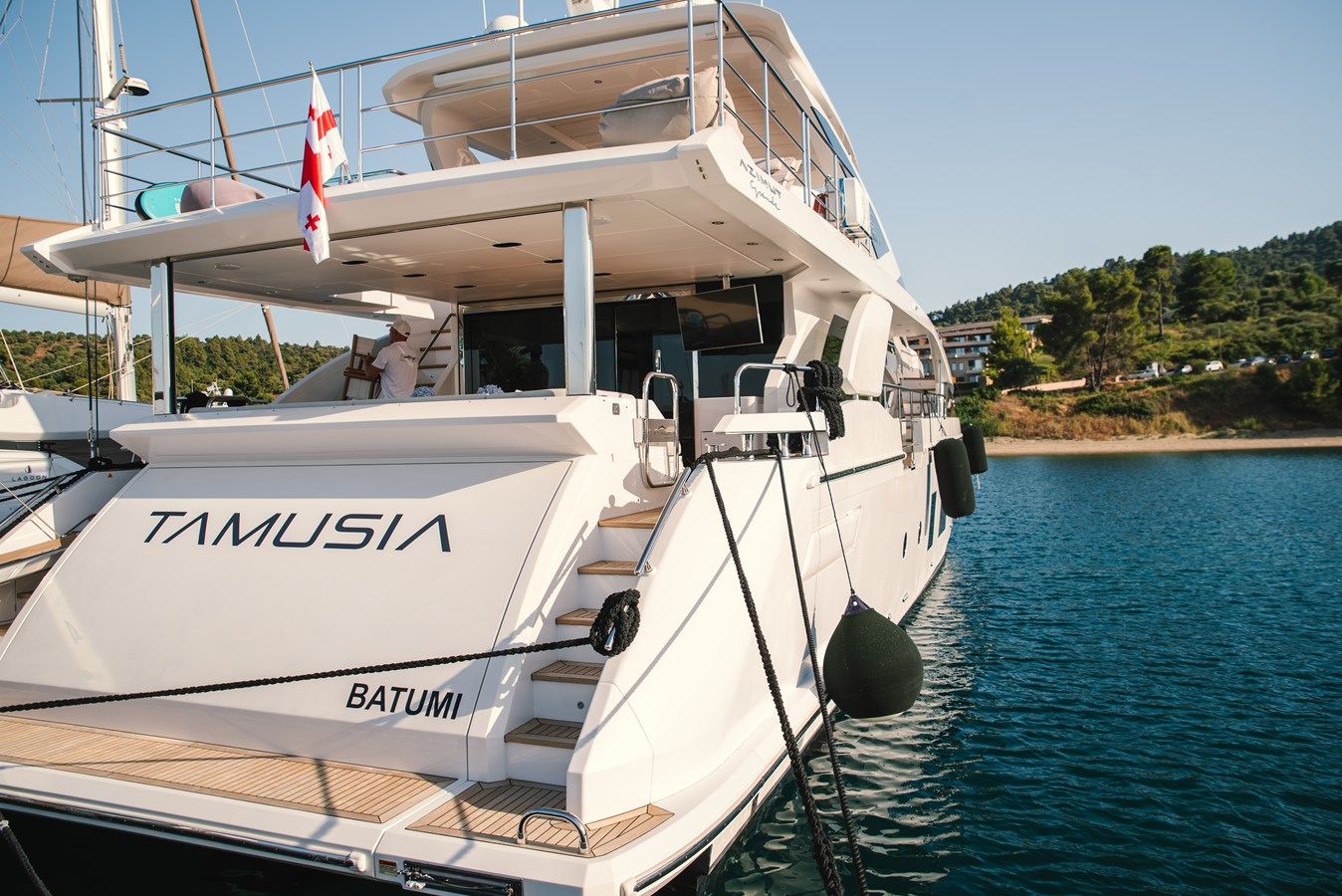 Купить TAMUSIA - Azimut Yachts