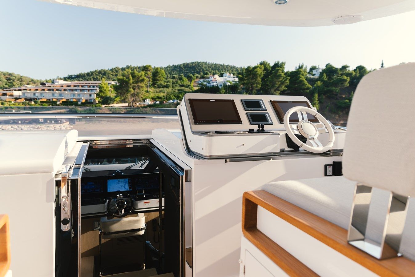 Продажа яхты TAMUSIA