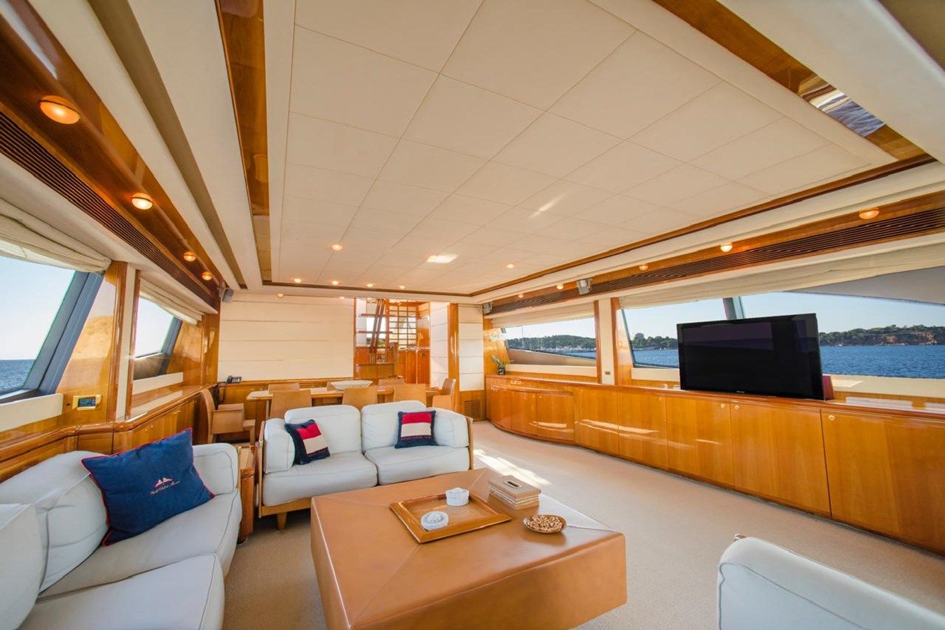 FERRETTI 881 - Ferretti Yachts