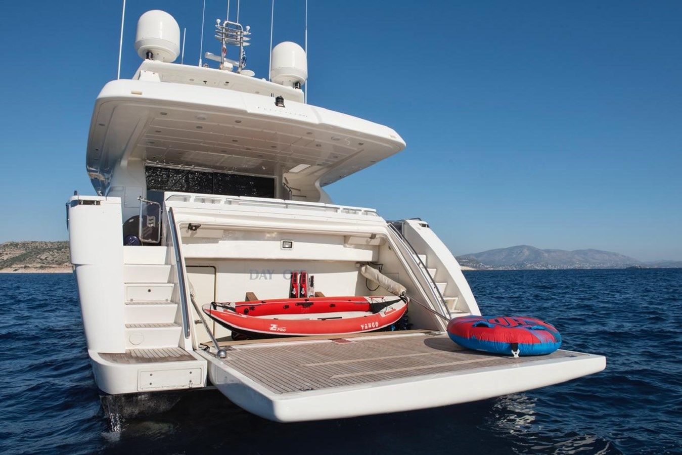 Buy a yacht FERRETTI 881 - Ferretti Yachts