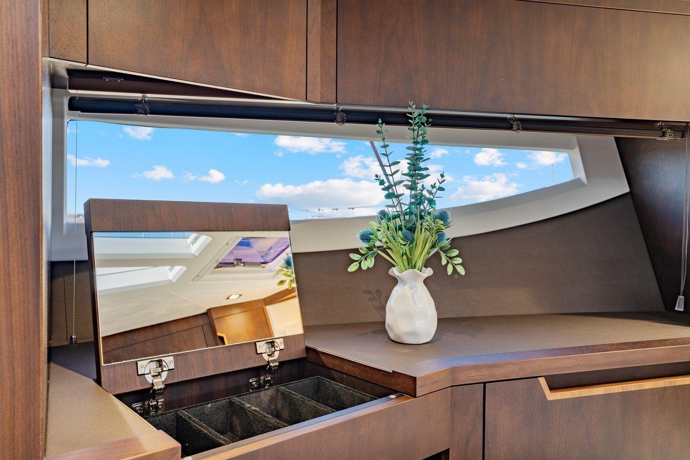 the best price on 500 Fly - Galeon Yachts