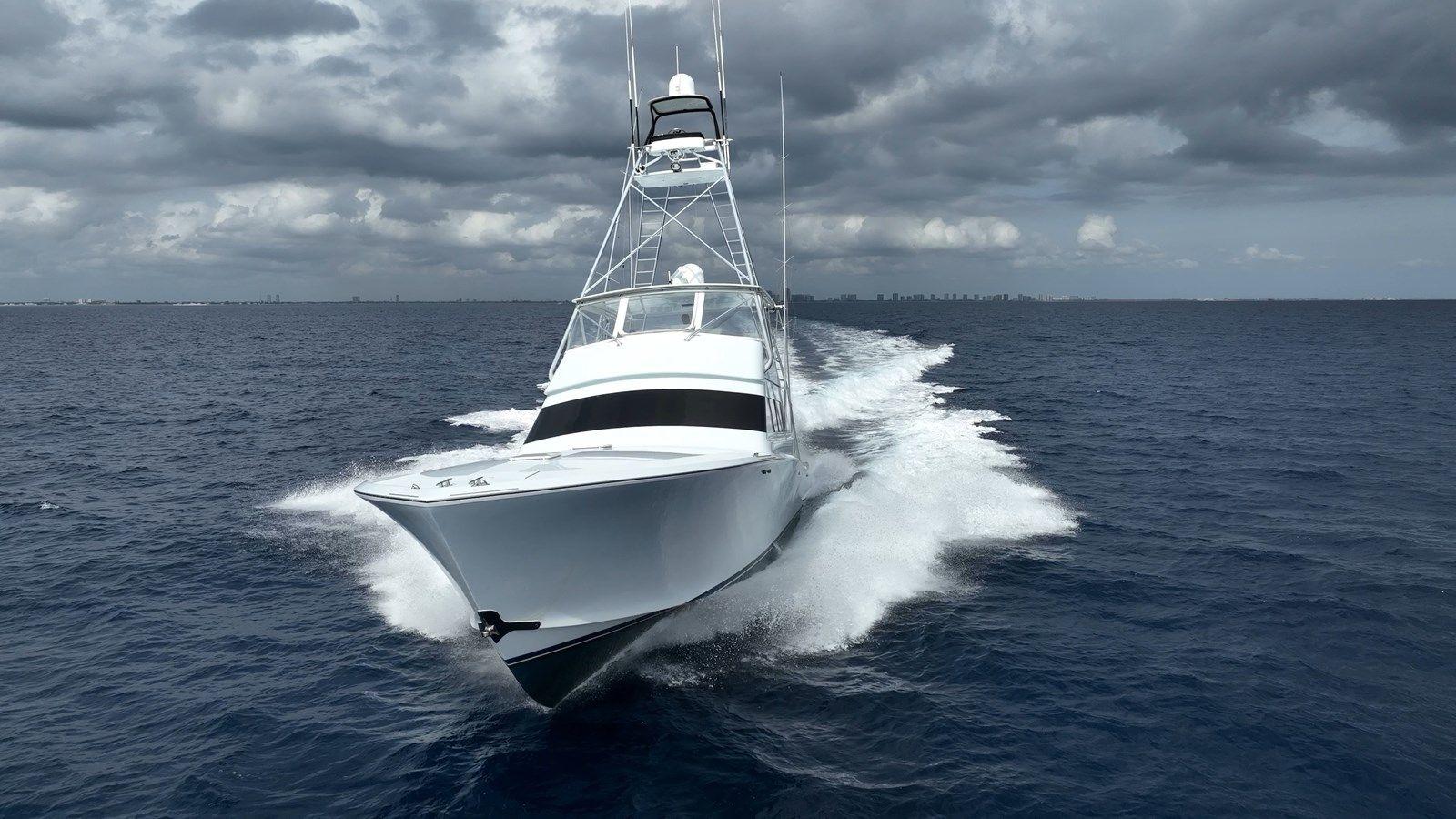 best yacht sales deals Chasin' Tail - AMERICAN CUSTOM YACHTS