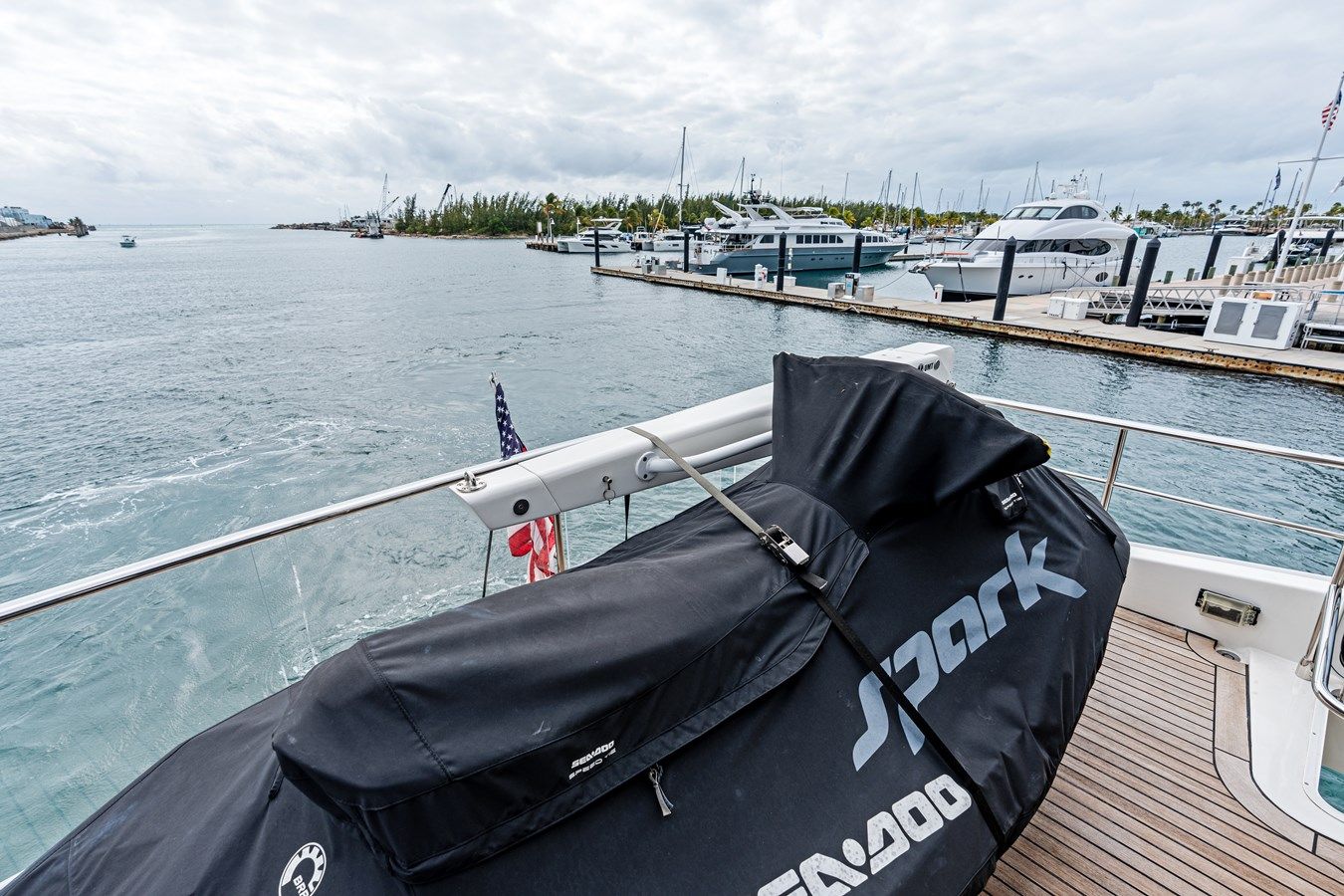 the best price on SLIDE - Absolute Yachts