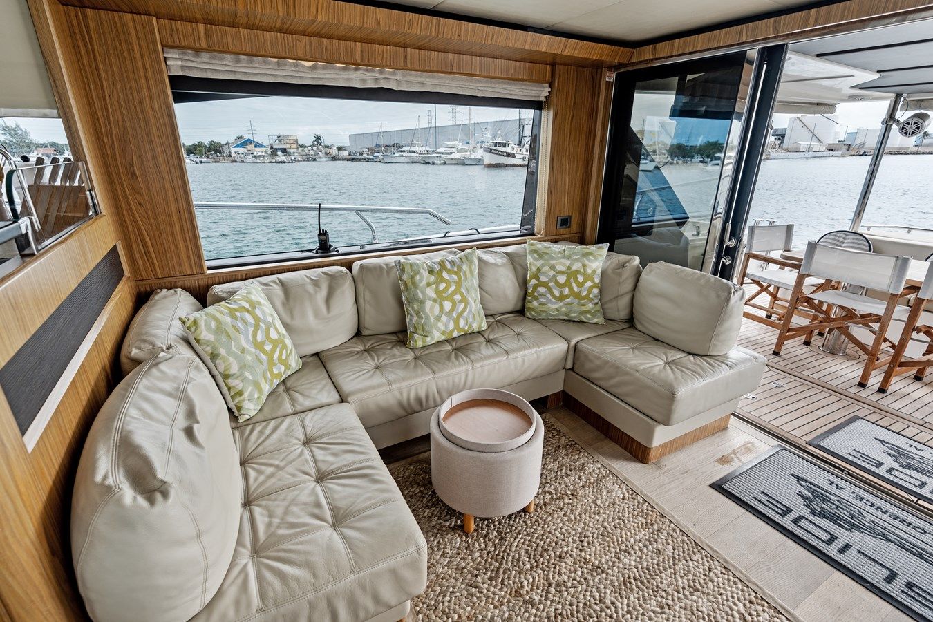 SLIDE - Absolute Yachts price