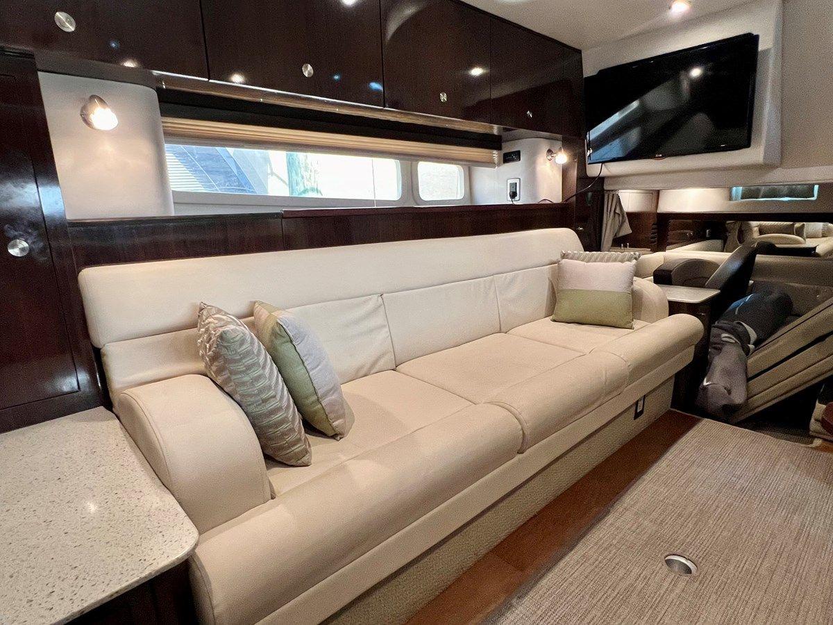 Стоимость яхты Sea Ray 370 Sundancer - SEA RAY