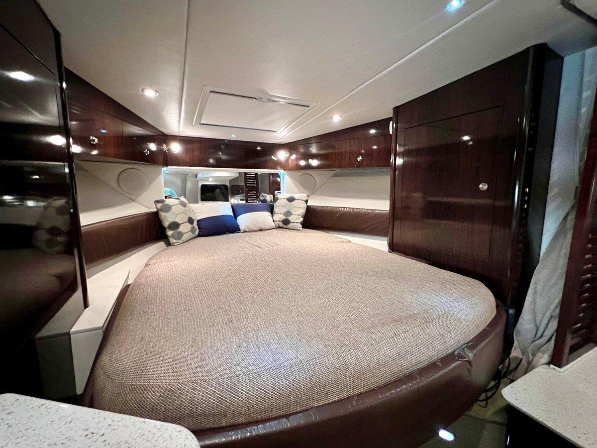 Лучшие предложения покупки яхты Sea Ray 370 Sundancer 2015