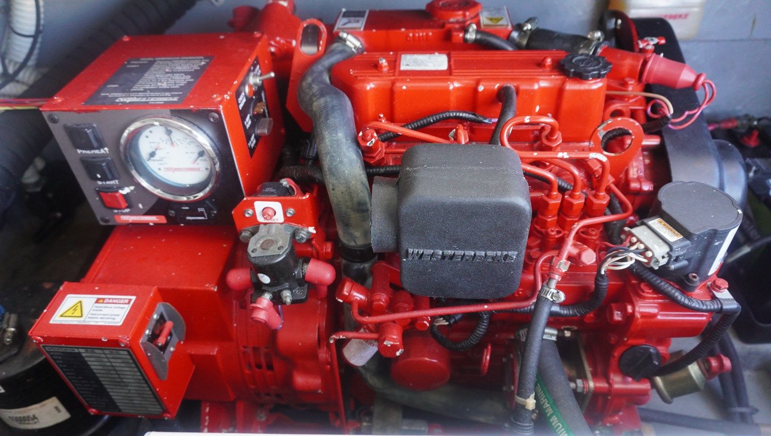 Купить яхту Sea Ray 340 Amberjack - SEA RAY в Shestakov Yacht Sales