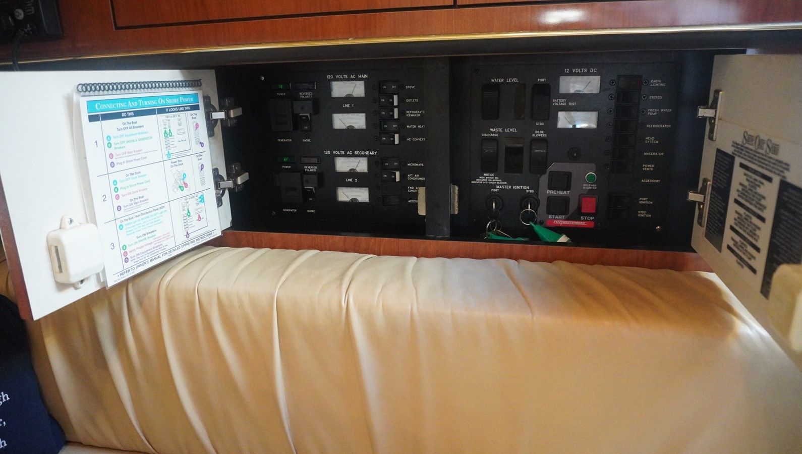 Купить Sea Ray 340 Amberjack 340 Amberjack