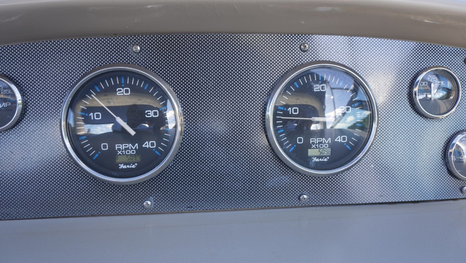 Стоимость яхты Sea Ray 340 Amberjack - SEA RAY