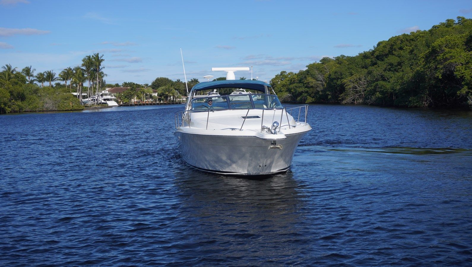 Продажа яхты Sea Ray 340 Amberjack 33