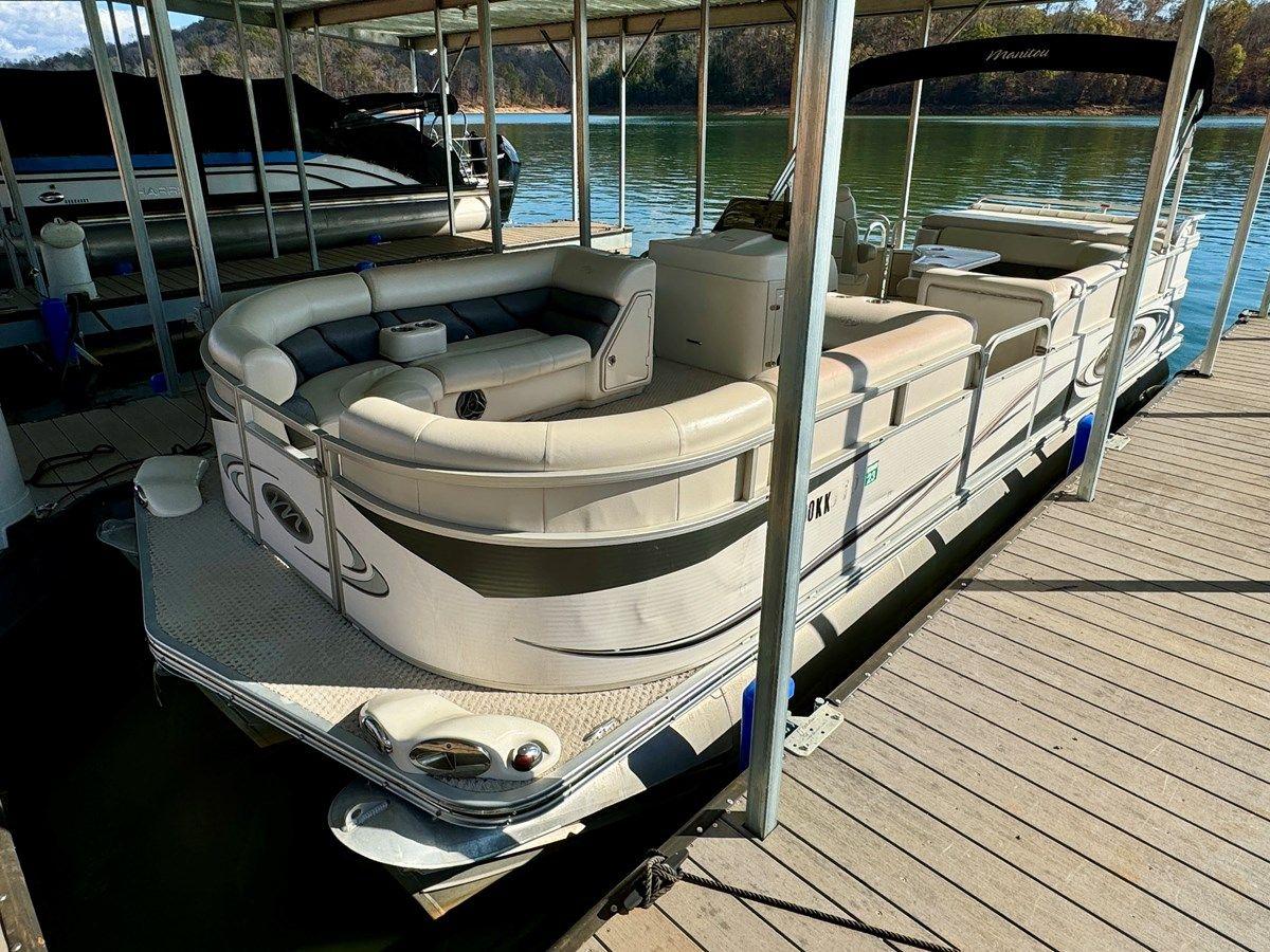 Стоимость яхты 08 Manitou Legacy 24 Tritoon NLDF - MANITOU