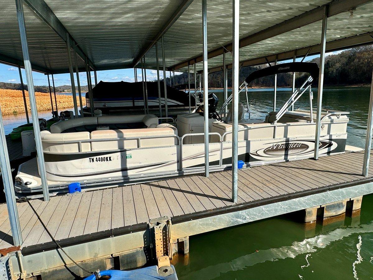 Лучшие предложения покупки яхты 08 Manitou Legacy 24 Tritoon NLDF 27