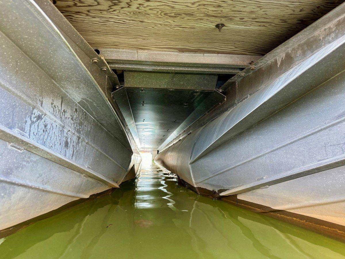 Продажа яхты 08 Manitou Legacy 24 Tritoon NLDF 27