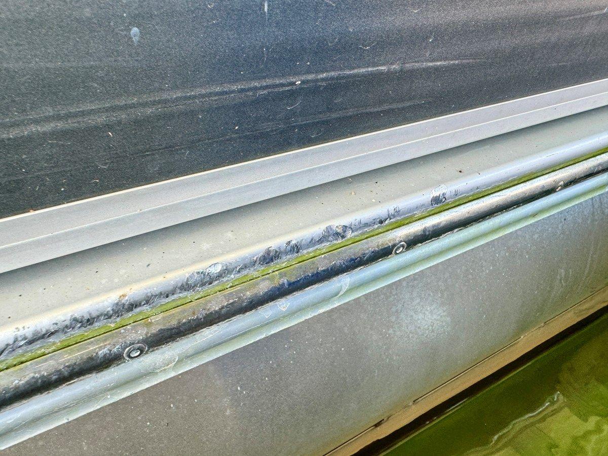 Продажа яхты 08 Manitou Legacy 24 Tritoon NLDF