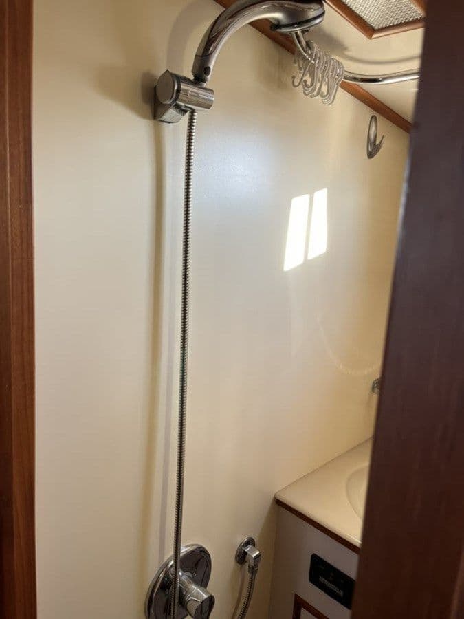 LIO KAI - GRAND BANKS MARINE yacht sale