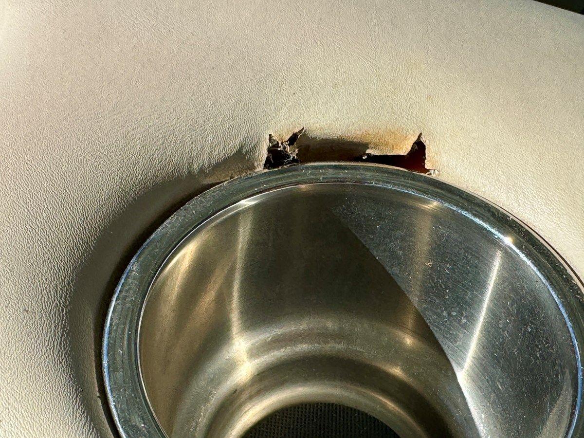 Купить яхту 08 Manitou Legacy 24 Tritoon NLDF - MANITOU в Shestakov Yacht Sales