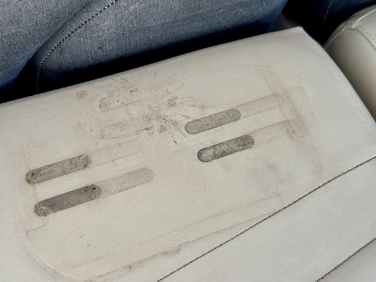 Купить 08 Manitou Legacy 24 Tritoon NLDF