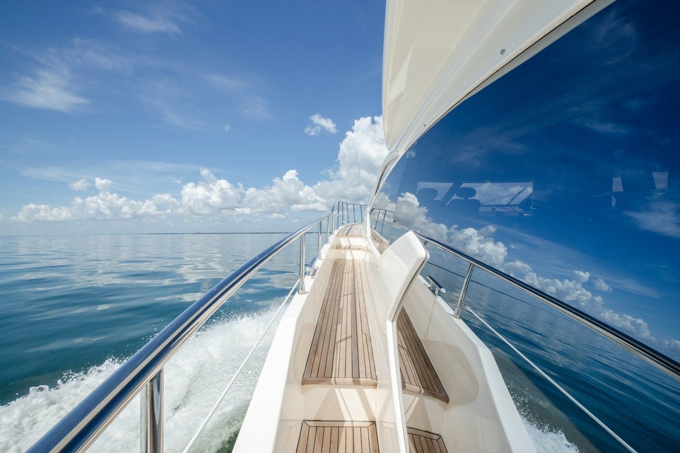 the best price on DRAKKAR - Azimut Yachts