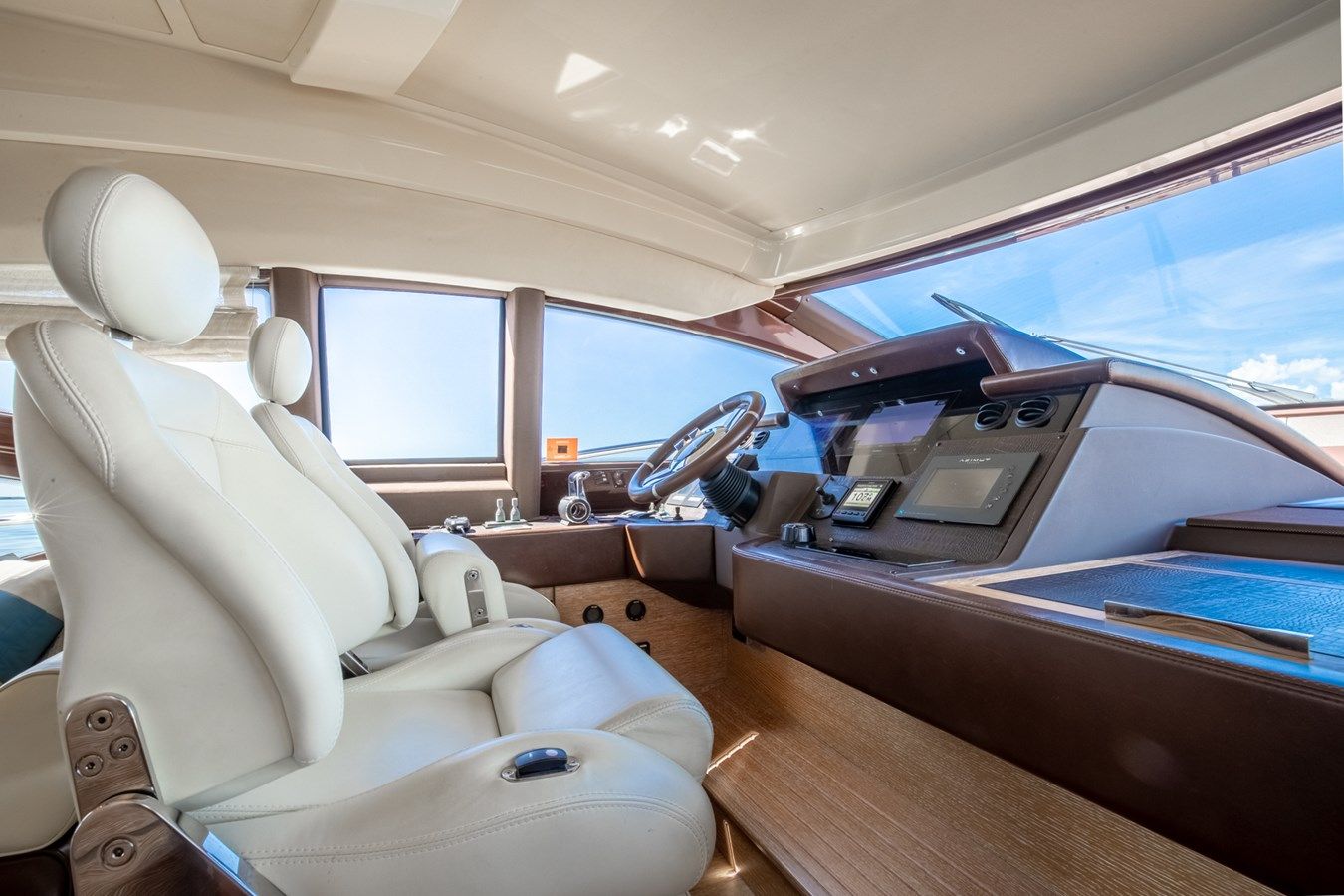 Buy a DRAKKAR at Shestakov Yacht Sales