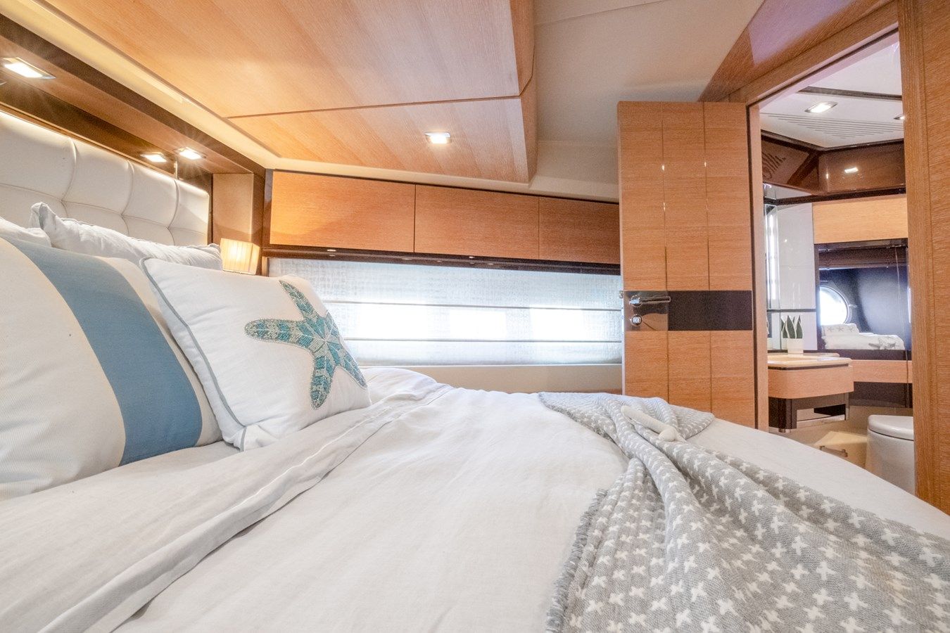 Buy a DRAKKAR - Azimut Yachts at Shestakov Yacht Sales