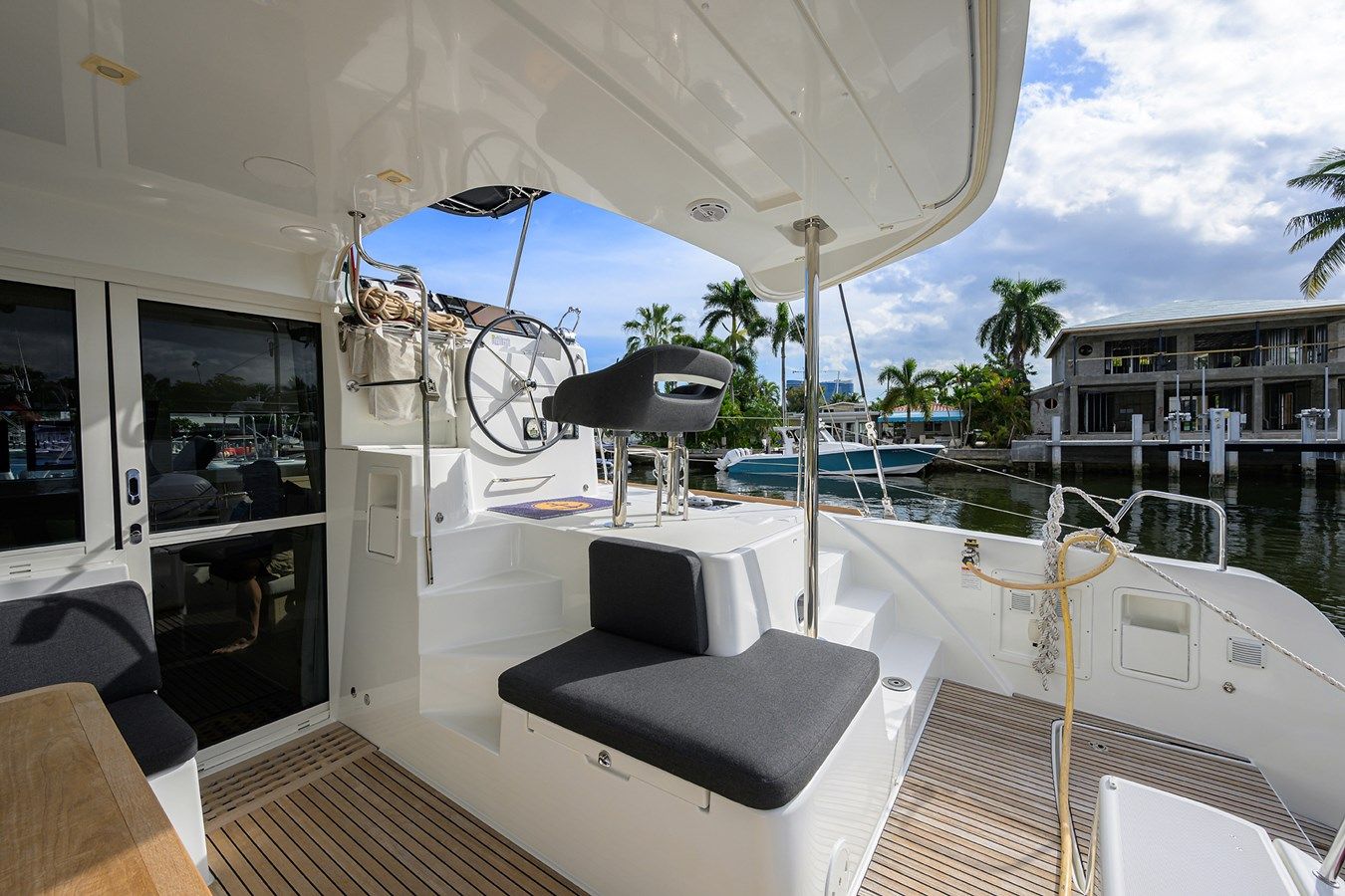 Купить EOWYN - Lagoon