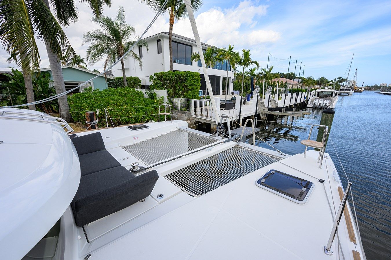 Купить яхту EOWYN - Lagoon в Shestakov Yacht Sales