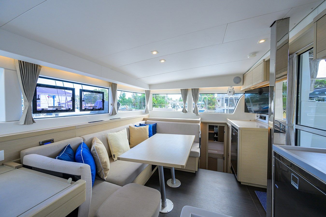 Стоимость яхты EOWYN 40 CATAMARAN