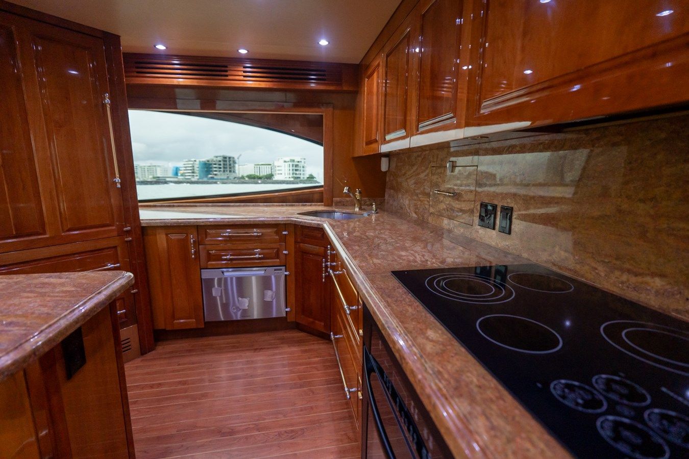 the best price on VIDA 1 2008