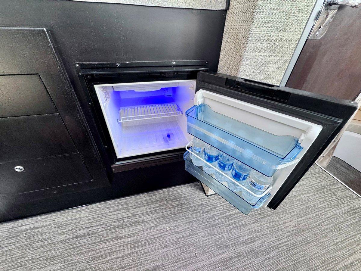 best yacht sales deals Seanior Moment 39