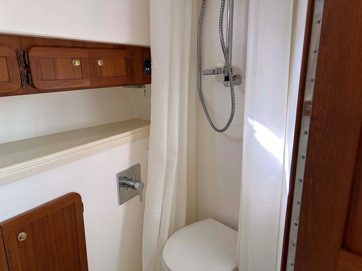 Buy a yacht Off The Charts - STAMAS