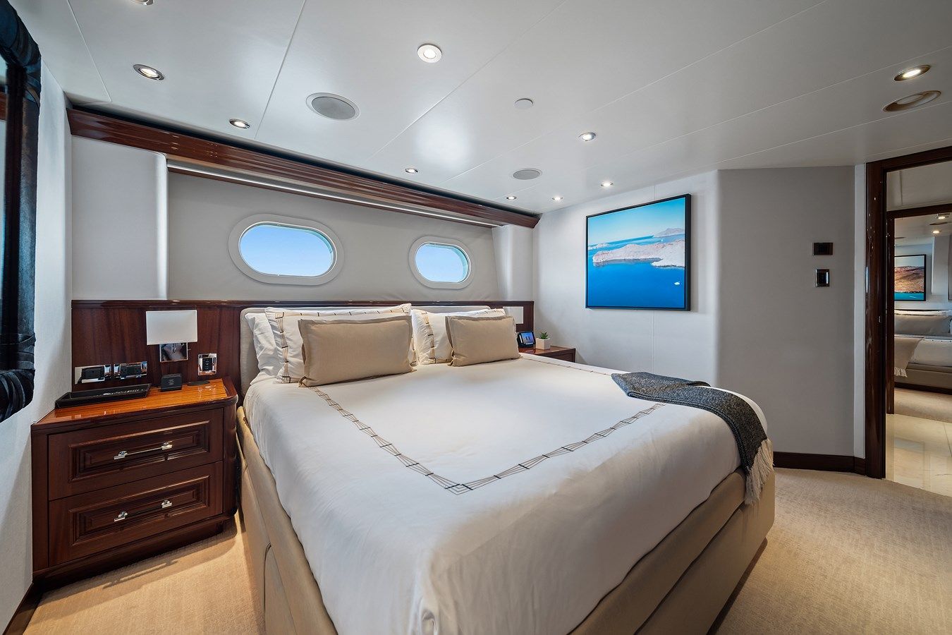 the best price on RULE NO. 1 - WESTPORT