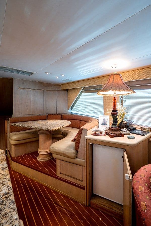 Лучшая цена на ENCHANTRESS 65