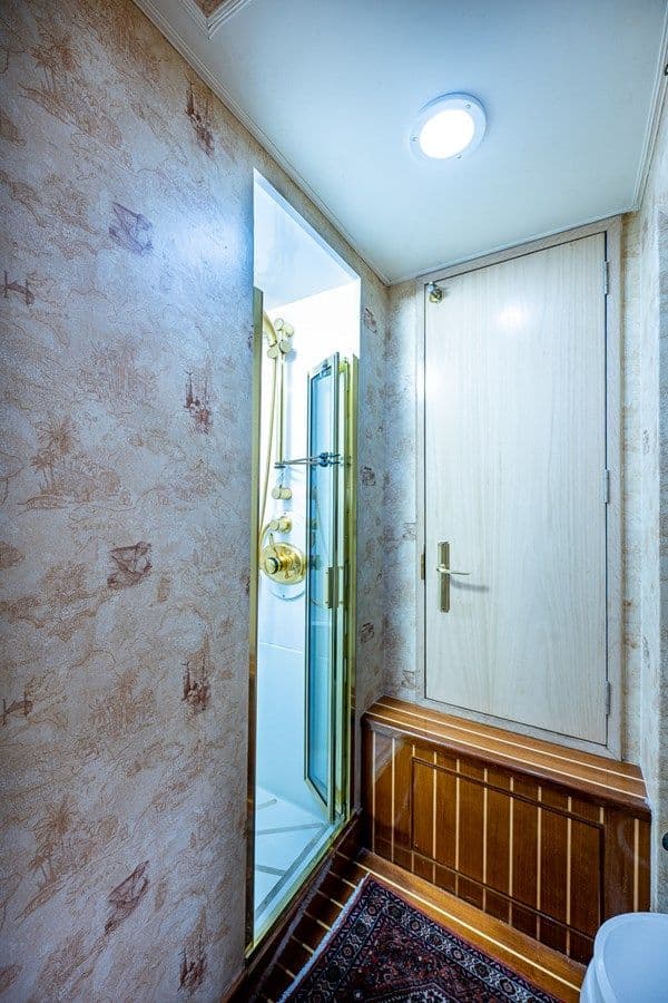 Лучшая цена на ENCHANTRESS 65